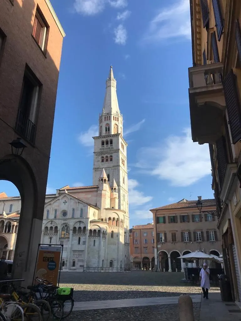 Duomo Of Modena Comfortable Apartment 0*,  Italy
